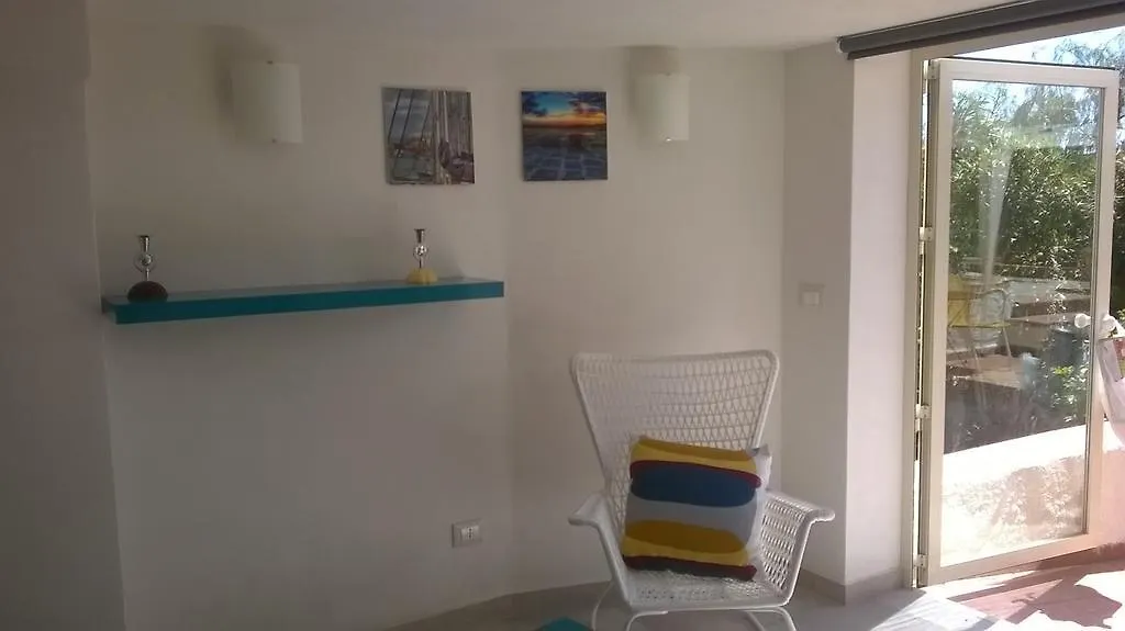 Casetta In Riva Al Mare Fontane Bianche Apartment