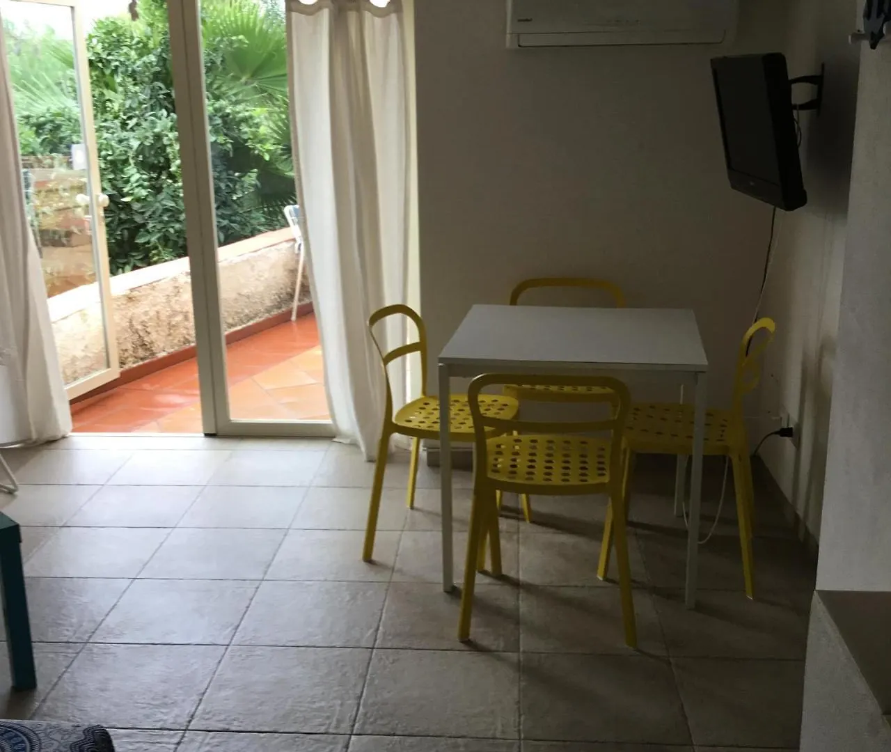 Casetta In Riva Al Mare Fontane Bianche 0*,